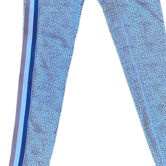 Allfenix kyla white leopard print high impact leggings - Picture 7 of 8